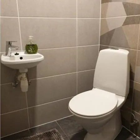 Apartament Unique & Spacious 2 Bedroom With Sauna Parnawa
