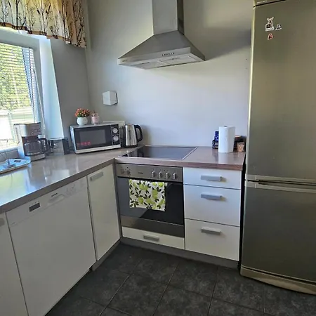 Unique & Spacious 2 Bedroom With Sauna パルヌ